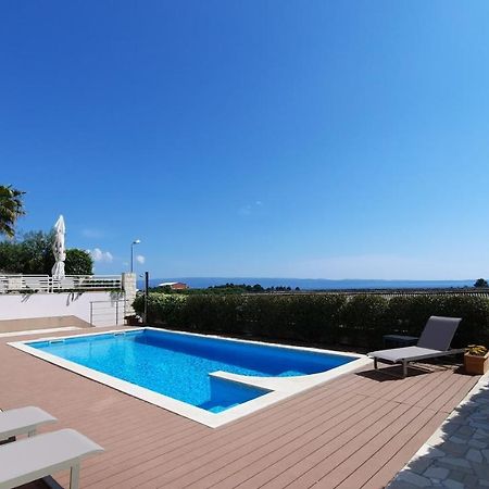 Sea View- Spacious Apartment With Shared Pool Split Luaran gambar