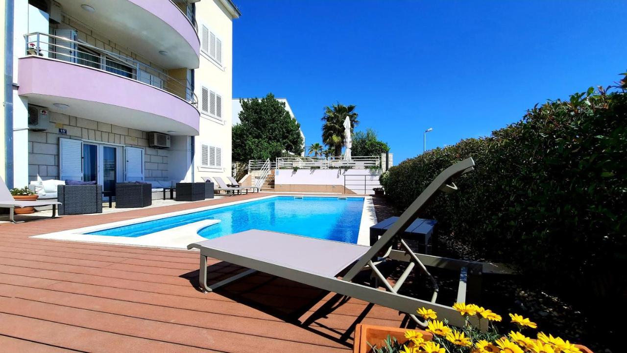 Sea View- Spacious Apartment With Shared Pool Split Luaran gambar