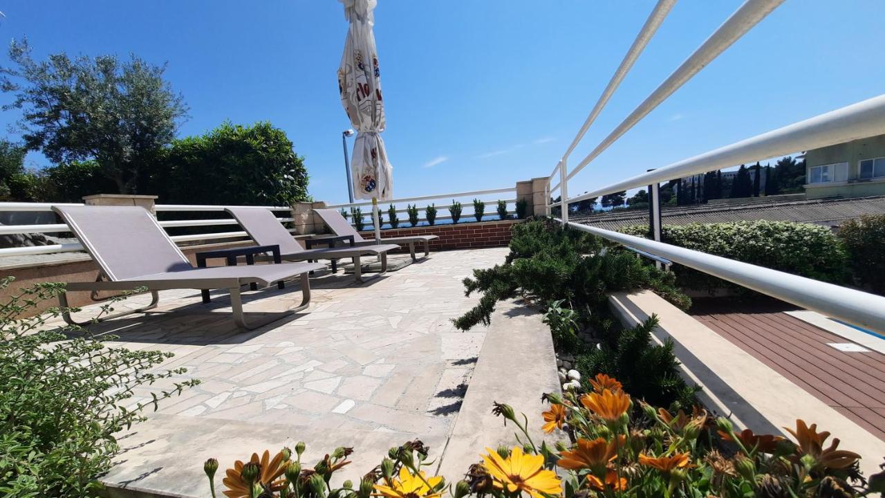 Sea View- Spacious Apartment With Shared Pool Split Luaran gambar